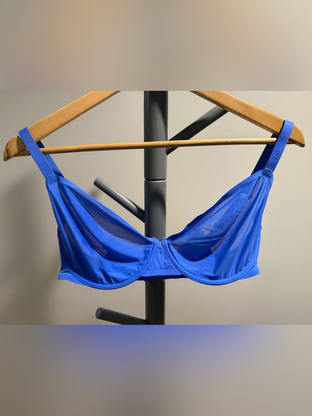 Aerie -Smoothez Mesh Sheer Unlined Bra - Picture 2 of 4